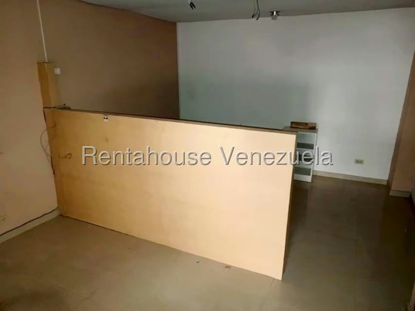 Comercial (Edificio) en Alquiler en Parroquia Catedral, Distrito Metropolitano - 21