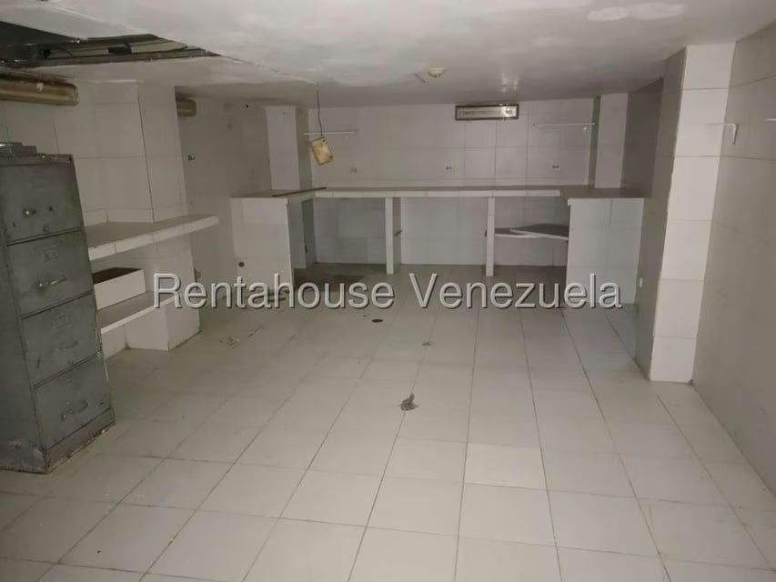 Edificio en Alquiler en Parroquia Catedral, Distrito Metropolitano - 25