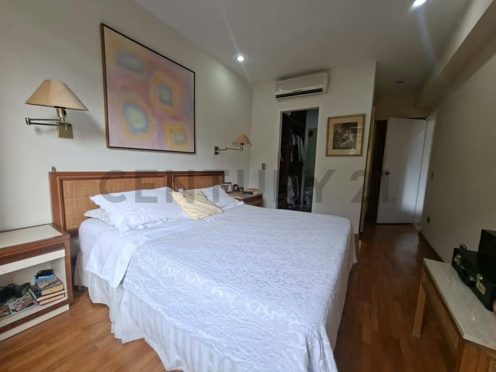 En Alquiler: Apartamento en Sebucán, Caracas, con Vista al Ávila. Calle Cerrada - 8