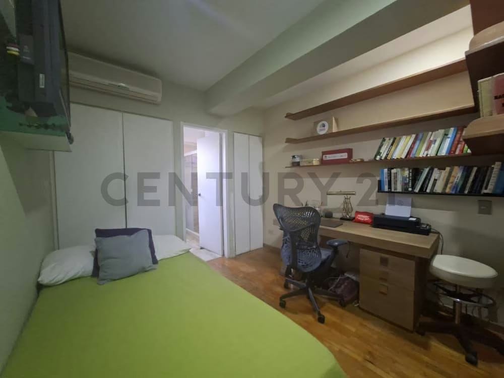 En Alquiler: Apartamento en Sebucán, Caracas, con Vista al Ávila. Calle Cerrada - 9