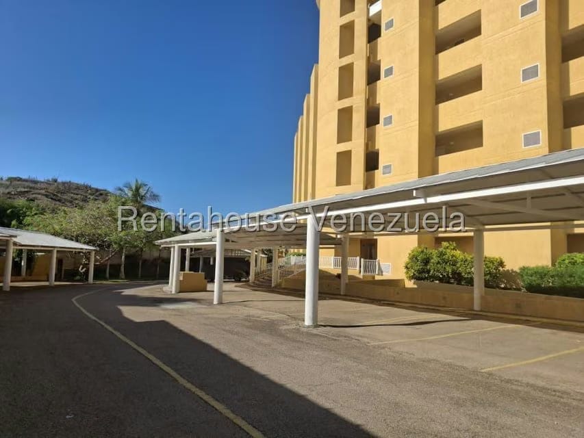 Apartamento (1 Nivel) en Venta en Playa Parguito, Nueva Esparta - 2