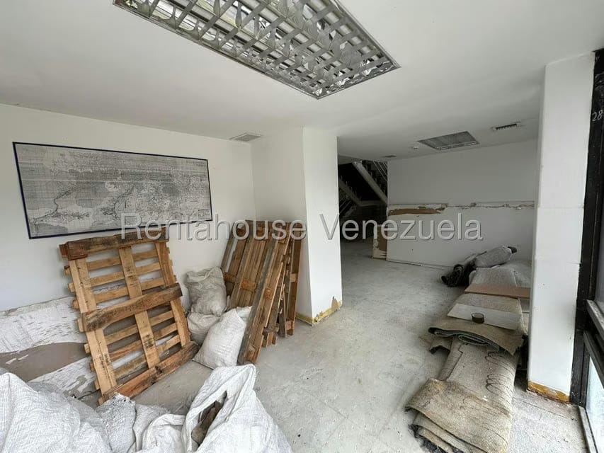 Comercial (Oficina) en Alquiler en Prados del Este, Distrito Metropolitano - 2