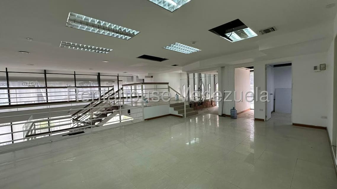 Comercial (Oficina) en Alquiler en Prados del Este, Distrito Metropolitano - 25
