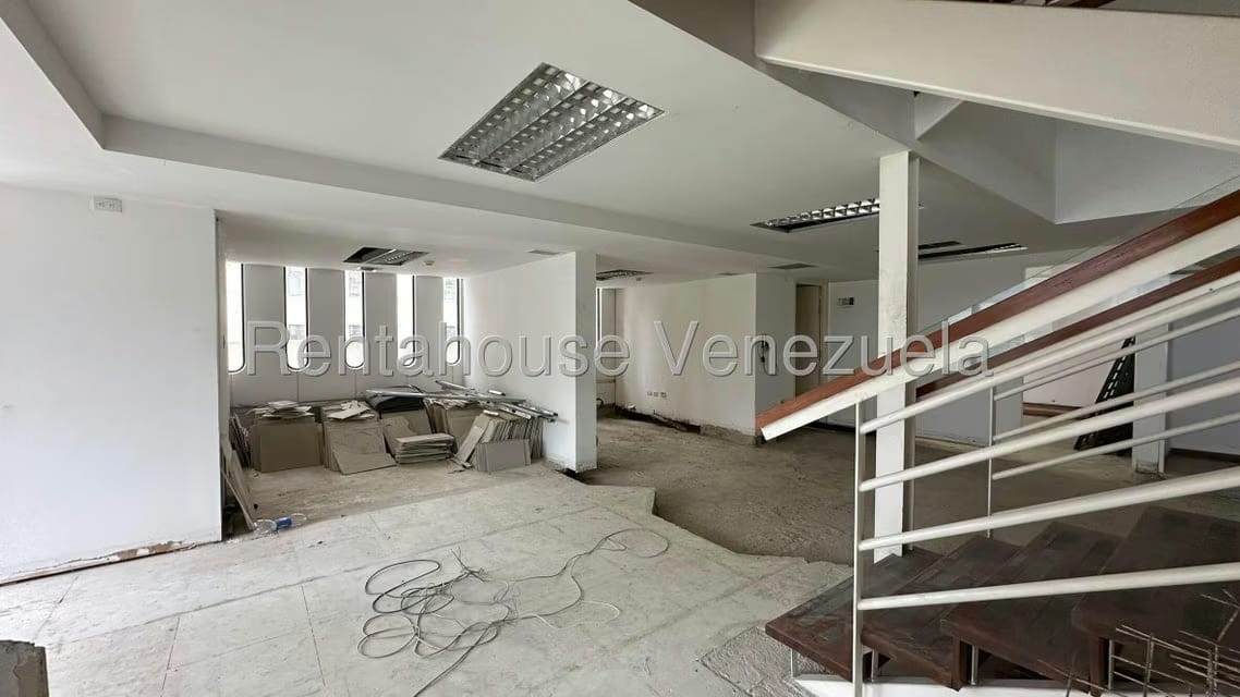 Comercial (Oficina) en Alquiler en Prados del Este, Distrito Metropolitano - 4