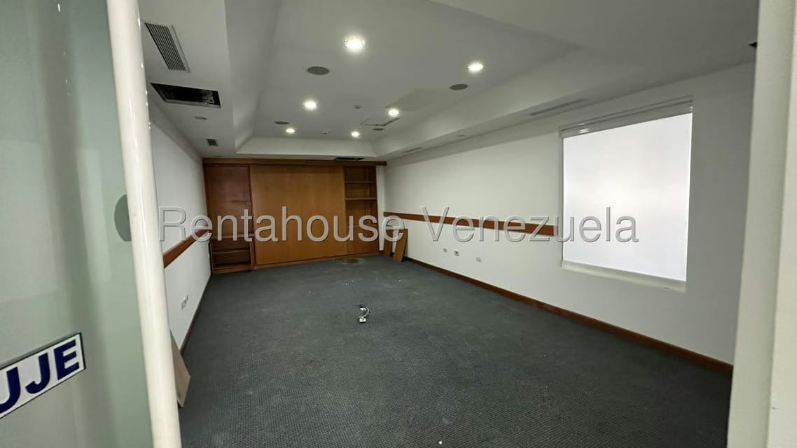 Comercial (Oficina) en Alquiler en Prados del Este, Distrito Metropolitano - 32