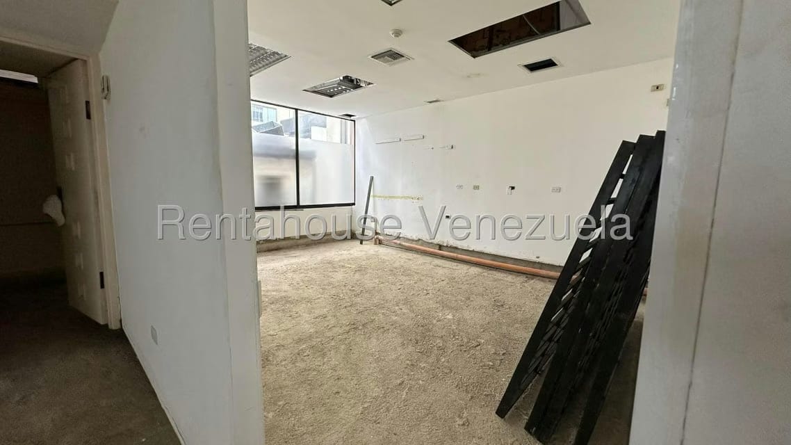 Comercial (Oficina) en Alquiler en Prados del Este, Distrito Metropolitano - 7