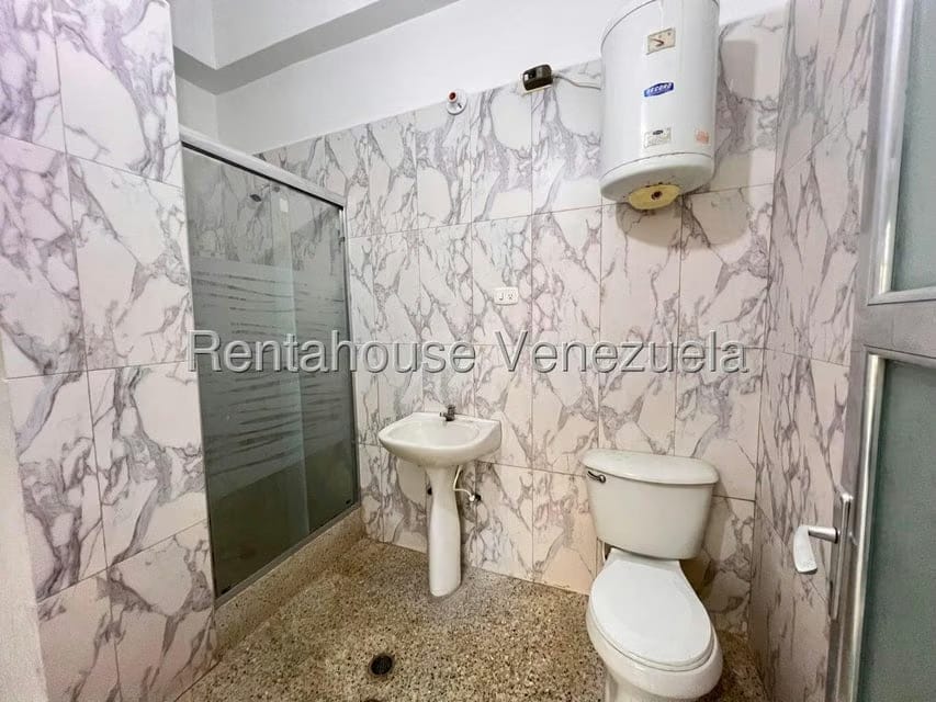 Comercial (Local Comercial) en Alquiler en Zona Centro, Aragua - 14