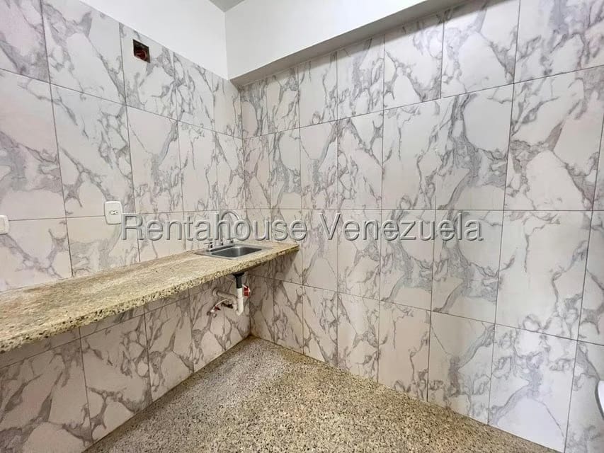 Comercial (Local Comercial) en Alquiler en Zona Centro, Aragua - 23