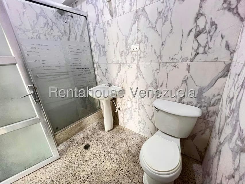 Comercial (Local Comercial) en Alquiler en Zona Centro, Aragua - 25