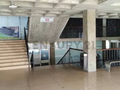 LOCAL EN CC SANTA SOFÍA IDEAL PARA GRUPO MÉDICO - 4