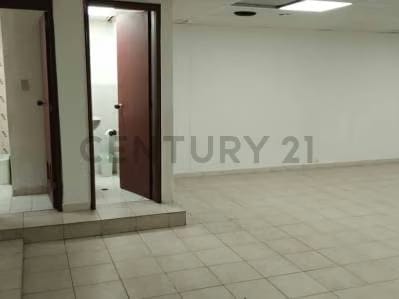 LOCAL EN CC SANTA SOFÍA IDEAL PARA GRUPO MÉDICO - 8