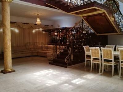 VENTA EXCLUSIVA CASA DE 3 NIVELES URB.CLUB DE CAMPO EN SAN ANTONIO DE LOS ALTOS - 4