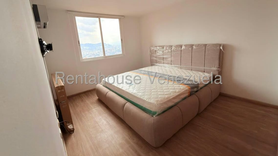 Apartamento (1 Nivel) en Venta en Colinas de La Tahona, Distrito Metropolitano - 9