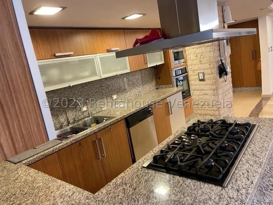 Casa en Venta en Alto Prado Caracas - 18