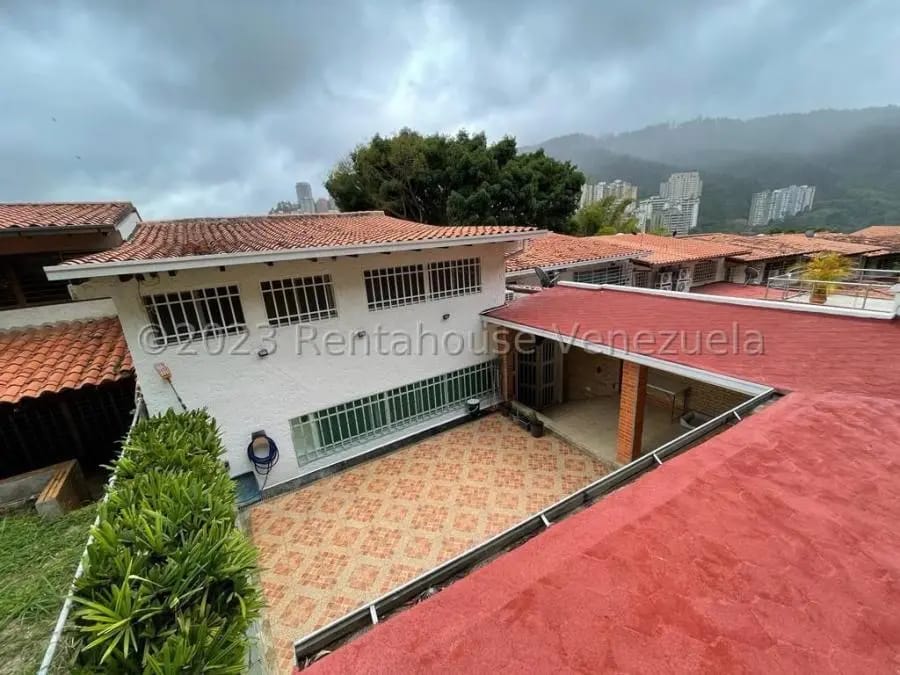 Casa en Venta en Alto Prado Caracas - 6