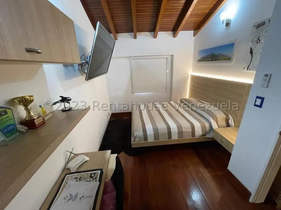 Casa en Venta en Alto Prado Caracas - 8