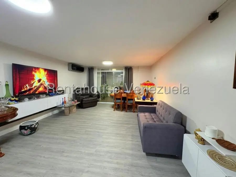 Apartamento en Venta en Santa Sofia Caracas - 6