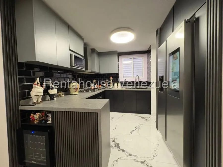 Apartamento en Venta en Santa Sofia Caracas - 10