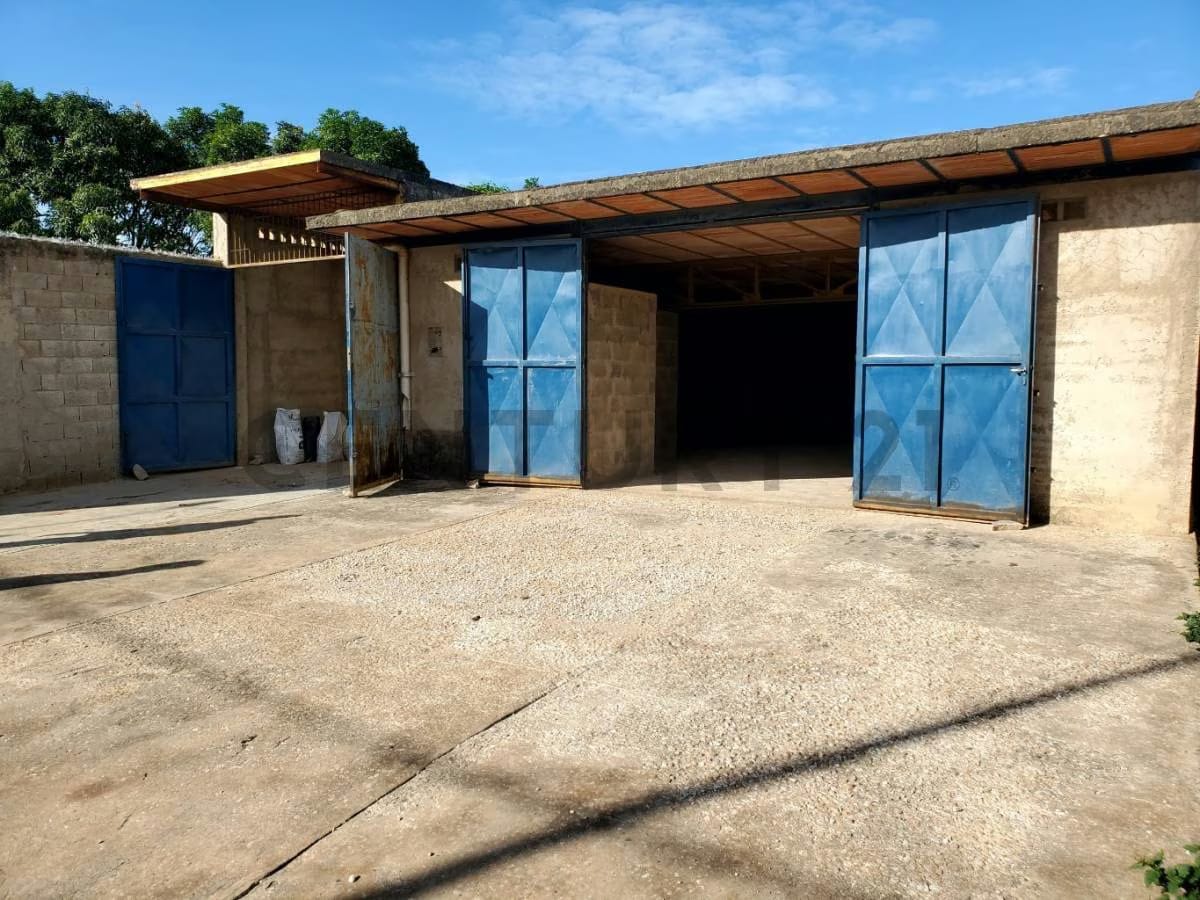 En venta Galpon-Deposito en Macho Muerto Porlamar isla de Margarita