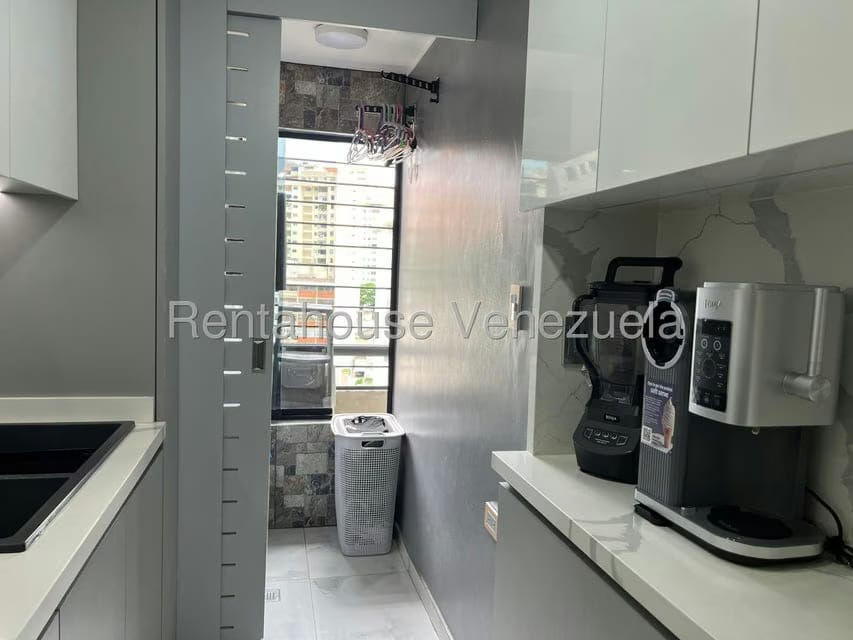 Apartamento (1 Nivel) en Venta en Lomas del Avila, Distrito Metropolitano - 12