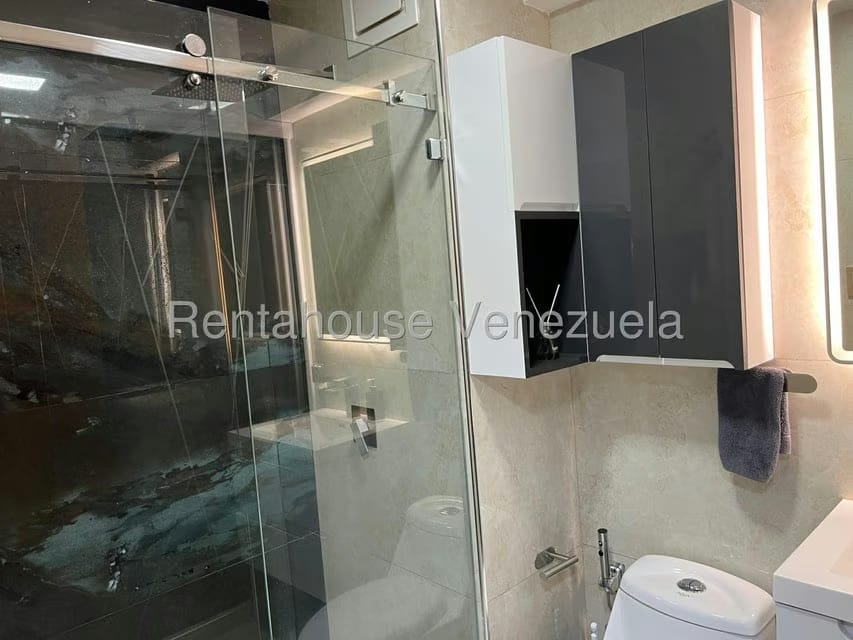 Apartamento (1 Nivel) en Venta en Lomas del Avila, Distrito Metropolitano - 19