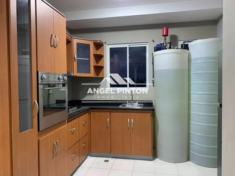 Apartamento en Alquiler en Norte Maracaibo - 6