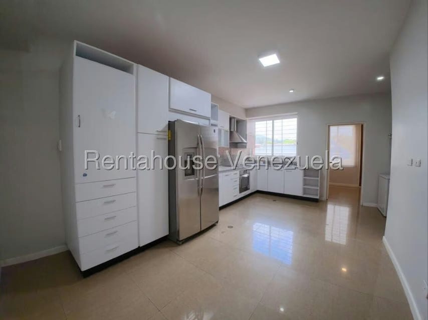 Apartamento (1 Nivel) en Alquiler en La Lagunita Country Club, Distrito Metropolitano - 11