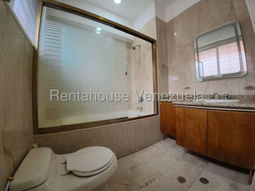 Apartamento (1 Nivel) en Alquiler en La Lagunita Country Club, Distrito Metropolitano - 22