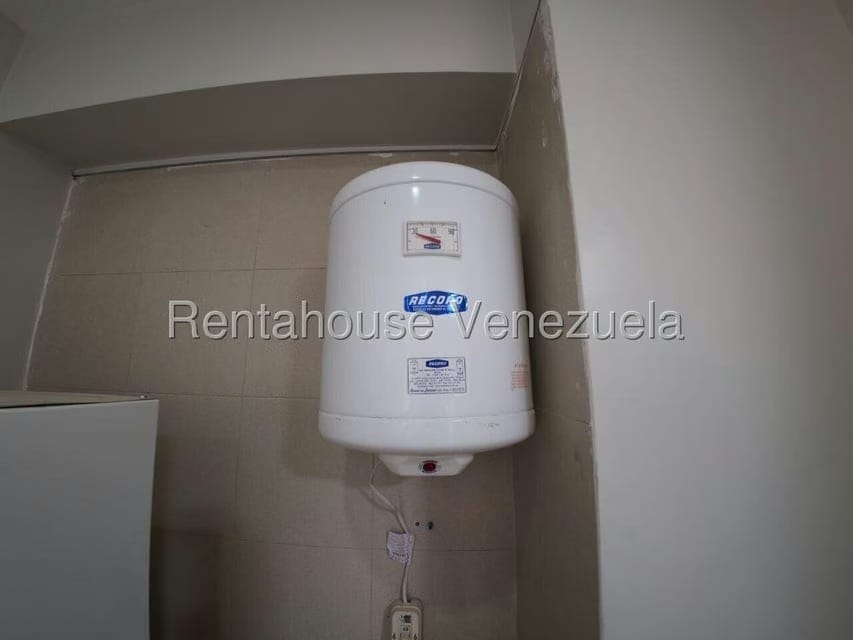 Apartamento (1 Nivel) en Alquiler en La Lagunita Country Club, Distrito Metropolitano - 34