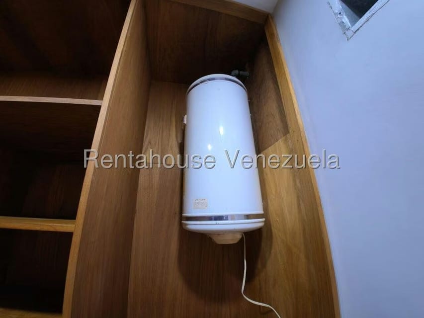 Apartamento (1 Nivel) en Alquiler en La Lagunita Country Club, Distrito Metropolitano - 35