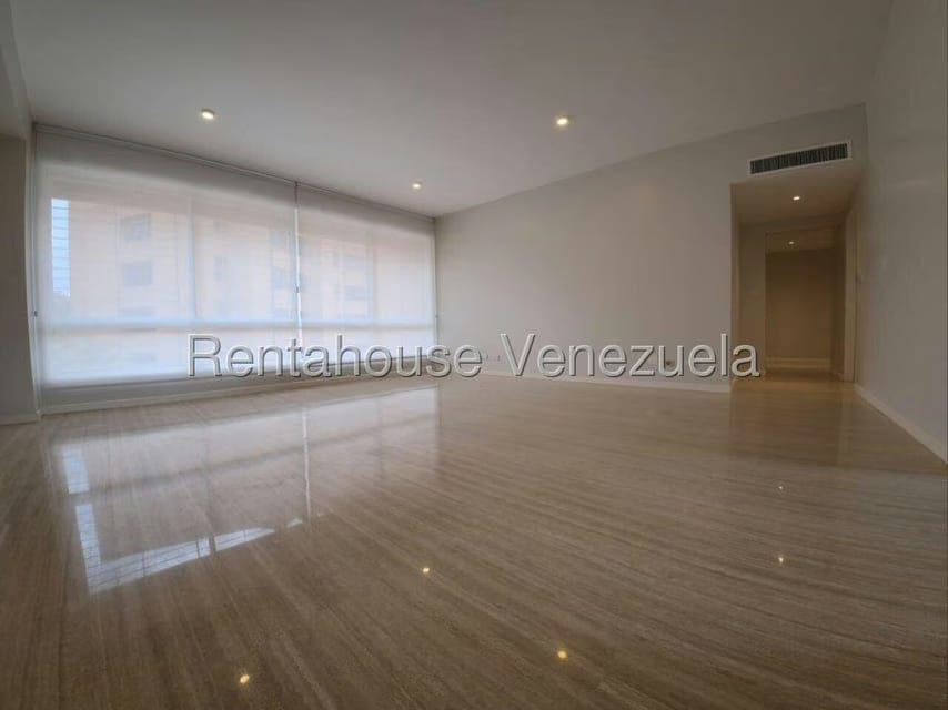Apartamento (1 Nivel) en Alquiler en La Lagunita Country Club, Distrito Metropolitano - 8
