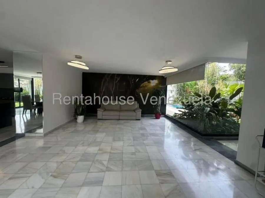 Casa en Venta en el cafetal Caracas - 3