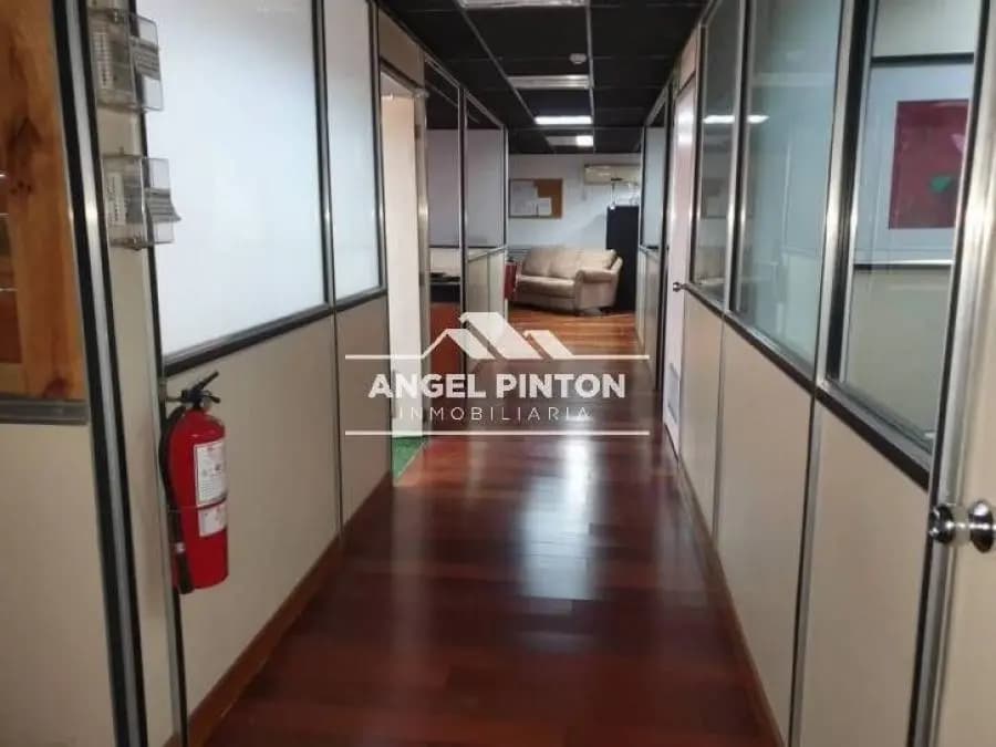 Galpon en Venta en CIRCUNVALACION 1 Maracaibo - 2