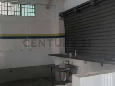 Excelente local a pie de calle, ideal para expendio de comida - 8