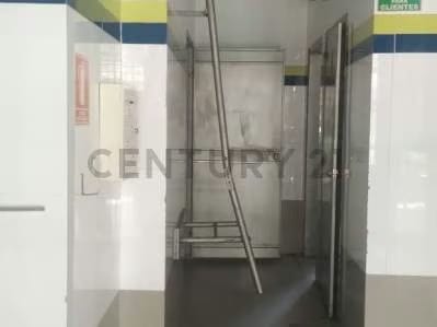 Excelente local a pie de calle, ideal para expendio de comida - 10