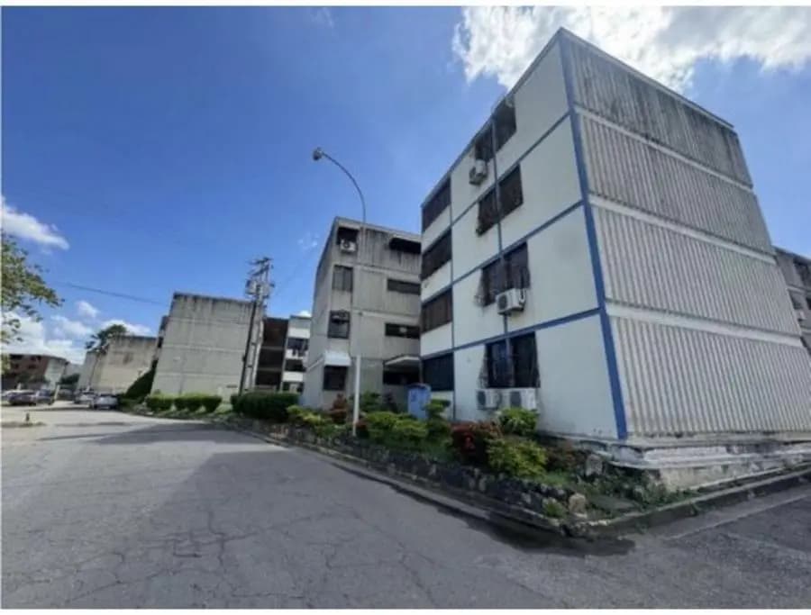 Apartamento en Venta en Urb Monteserino San Diego - 3