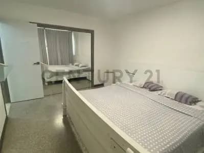 Apartamento en Alquiler Las Acacias La Florida - 10