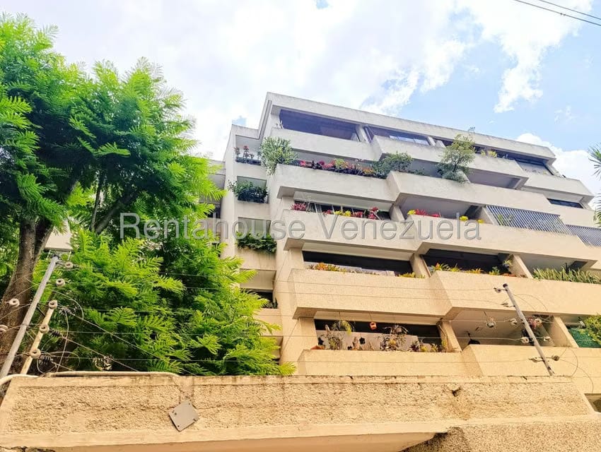 Apartamento (Duplex) en Venta en Los Palos Grandes, Distrito Metropolitano