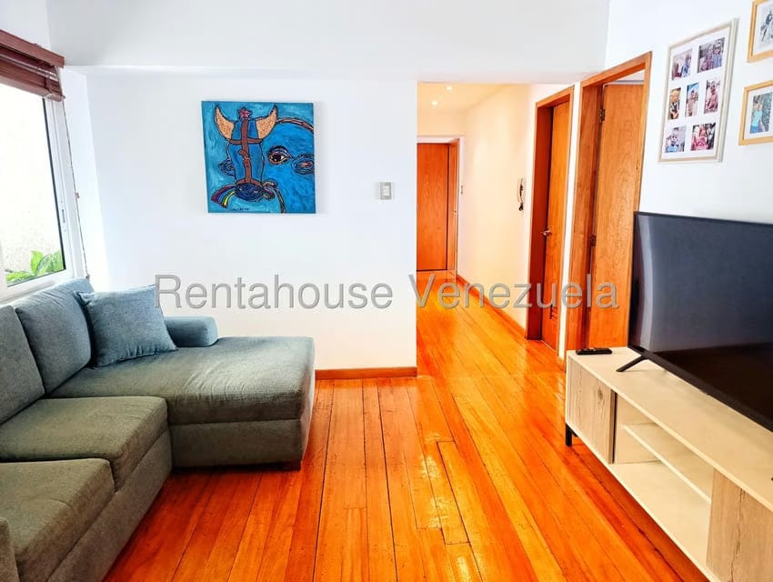 Apartamento (Duplex) en Venta en Los Palos Grandes, Distrito Metropolitano - 13