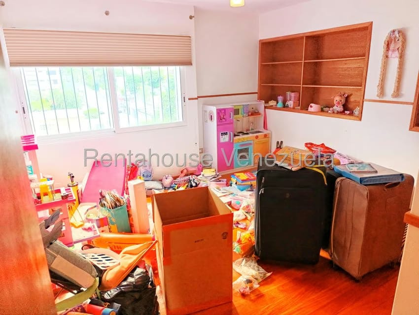 Apartamento (Duplex) en Venta en Los Palos Grandes, Distrito Metropolitano - 19