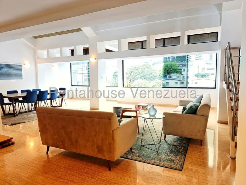 Apartamento (Duplex) en Venta en Los Palos Grandes, Distrito Metropolitano - 5