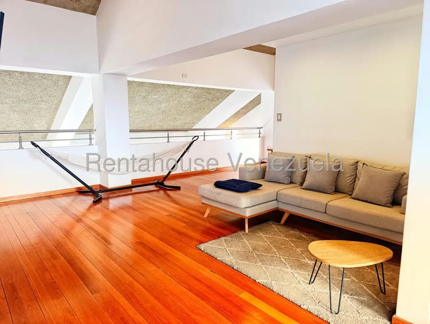 Apartamento (Duplex) en Venta en Los Palos Grandes, Distrito Metropolitano - 43