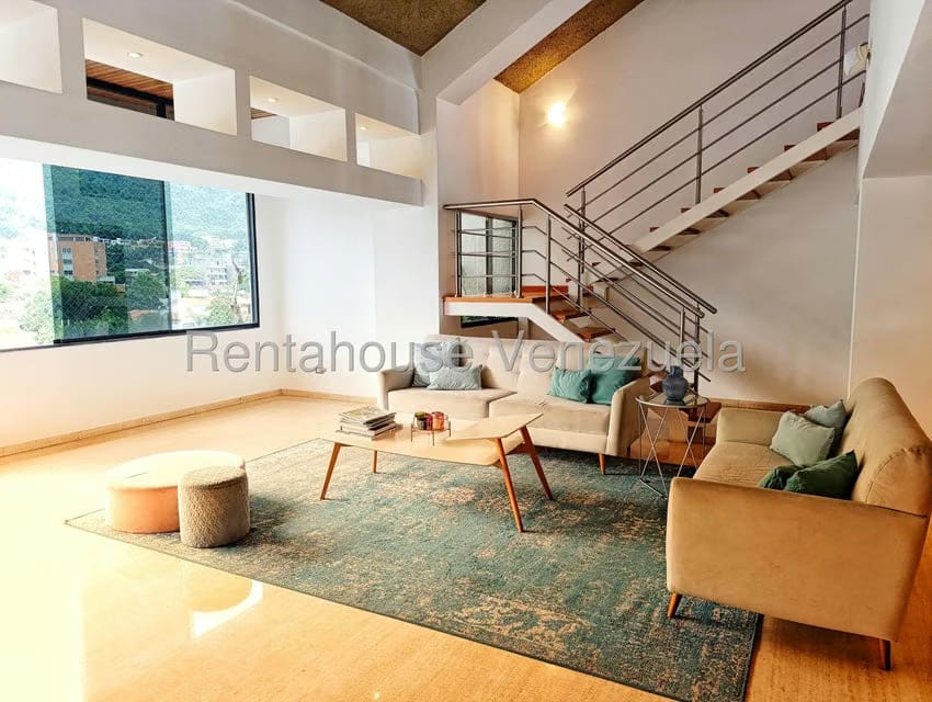 Apartamento (Duplex) en Venta en Los Palos Grandes, Distrito Metropolitano - 8