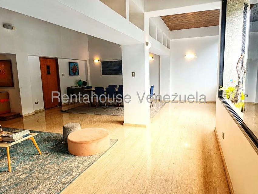 Apartamento (Duplex) en Venta en Los Palos Grandes, Distrito Metropolitano - 10
