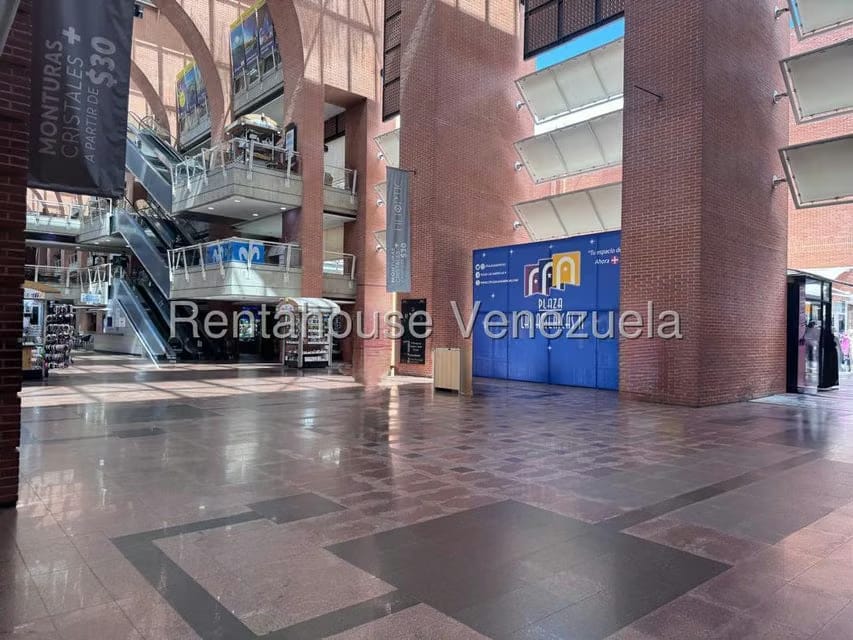 Comercial (Local Comercial) en Alquiler en El Cafetal, Distrito Metropolitano - 15