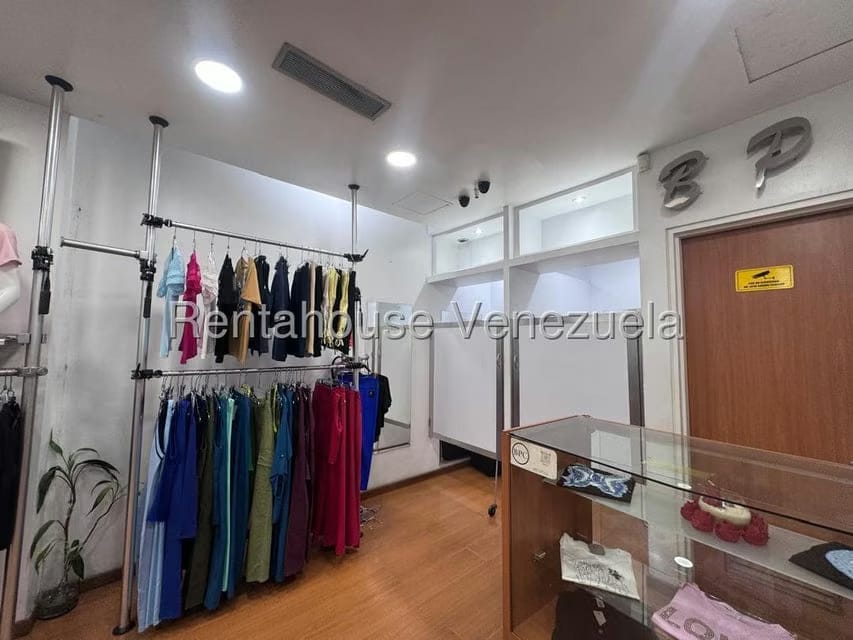 Comercial (Local Comercial) en Alquiler en El Cafetal, Distrito Metropolitano - 9