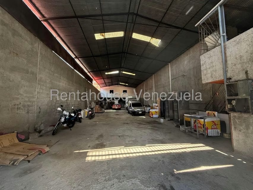 Comercial (Local Comercial) en Venta en Catia, Distrito Metropolitano - 4