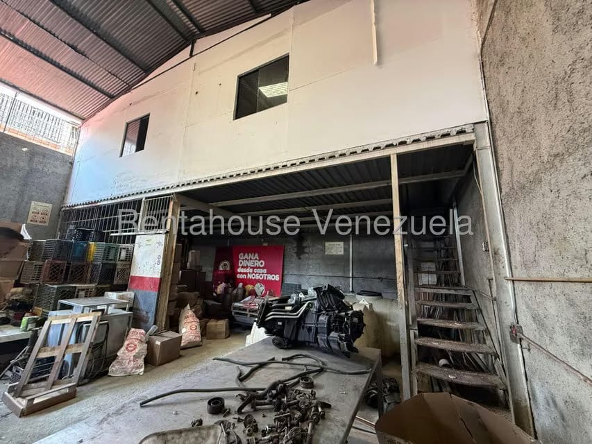Comercial (Local Comercial) en Venta en Catia, Distrito Metropolitano - 8