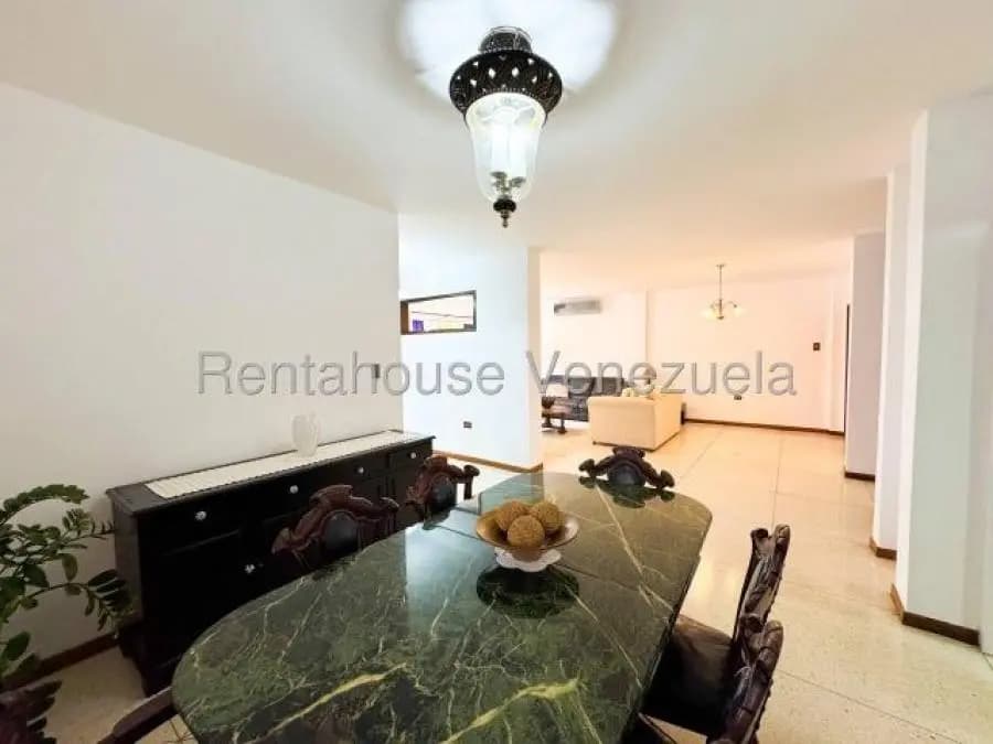 Casa en Venta en santa sofia Caracas - 2