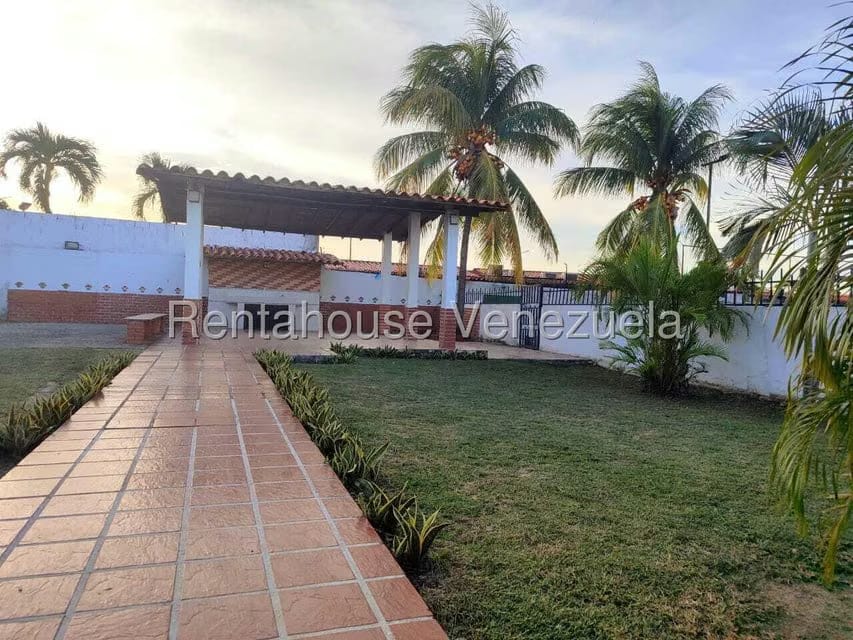 Casa (1 Nivel) en Venta en La Campina, Lara - 38
